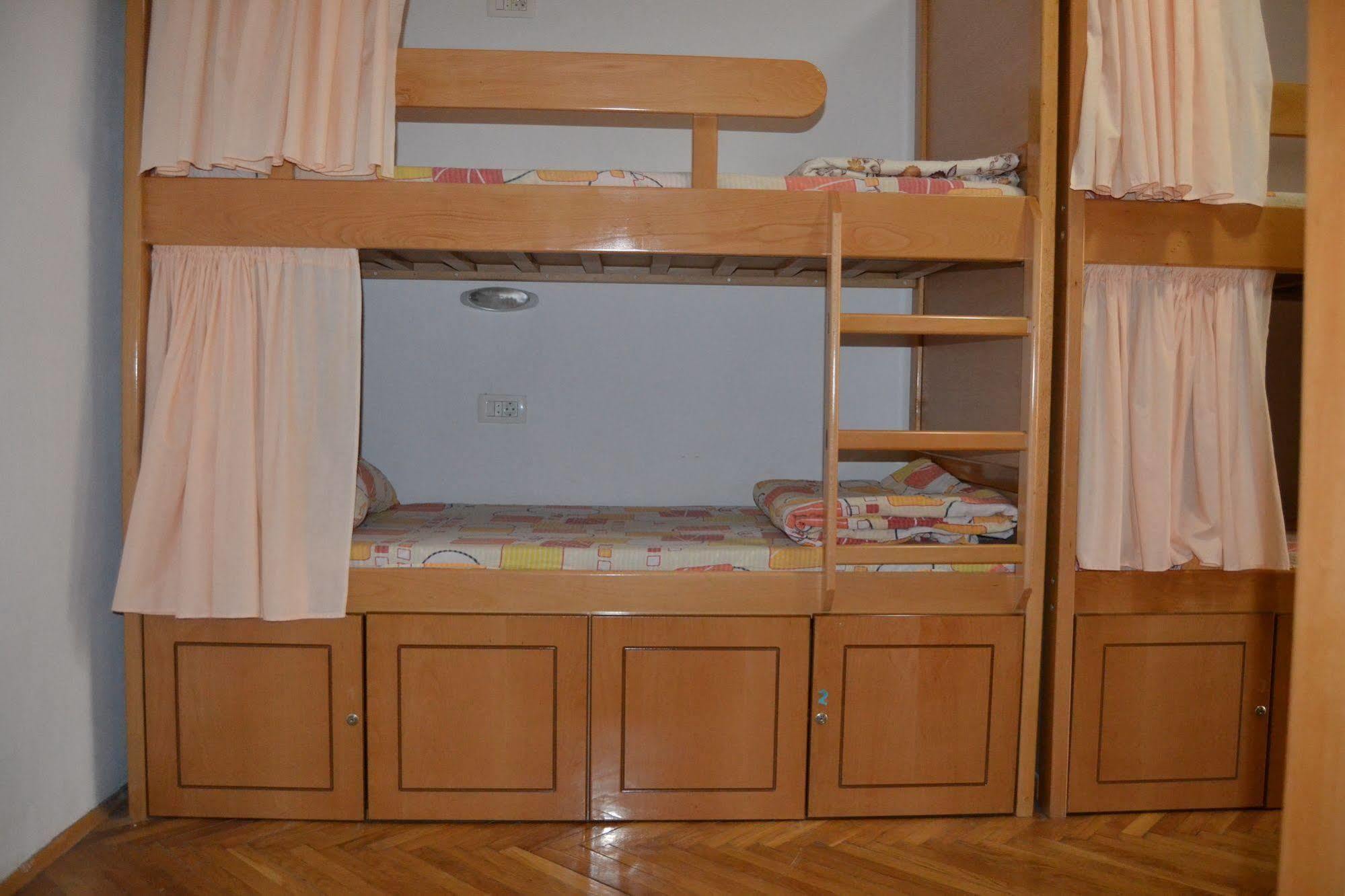 Hostel Valentin 2 Skopje Exteriér fotografie
